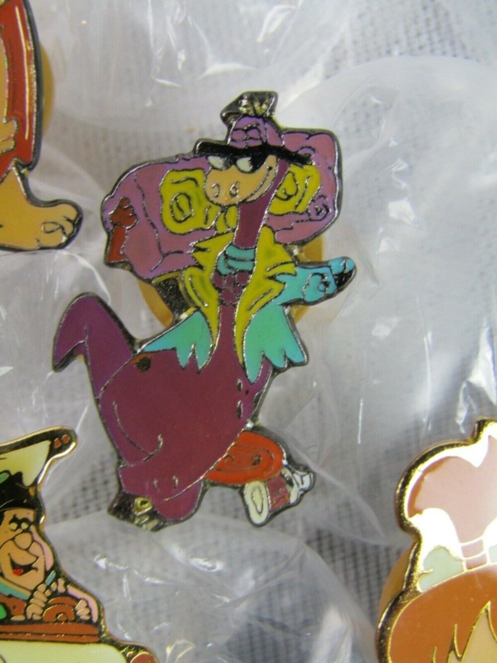 Lot VTG 90s Hanna Barbara Flintstones Fred Barney Enamel Lapel Hat Pin NOS - Picture 5 of 9